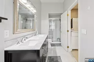 273 Roslyn Ct, West New York, NJ 07093 - Photo 20