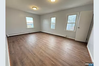 50 Buschmann Avenue, Haledon, NJ 07508 - Photo 4