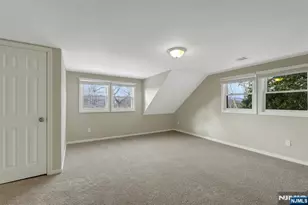 8 Iroquois Ave, Oakland, NJ 07436 - Photo 26