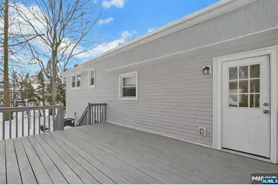 8 Iroquois Avenue, Oakland, NJ 07436 - Photo 2