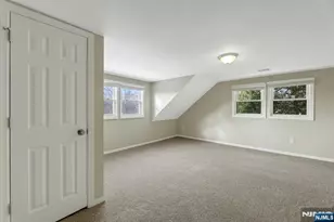 8 Iroquois Ave, Oakland, NJ 07436 - Photo 26