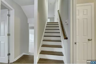 8 Iroquois Avenue, Oakland, NJ 07436 - Photo 22