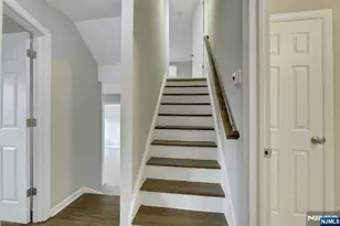 8 Iroquois Ave, Oakland, NJ 07436 - Photo 22