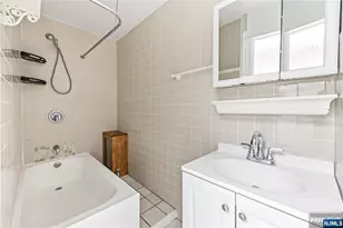 206 Main Street 1, Ridgefield Park, NJ 07660 - Photo 16