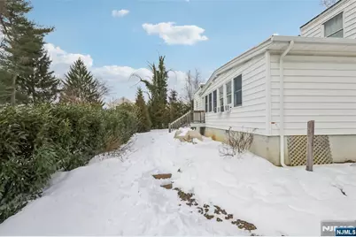 19 Linwood Avenue, Midland Park, NJ 07432 - Photo 44