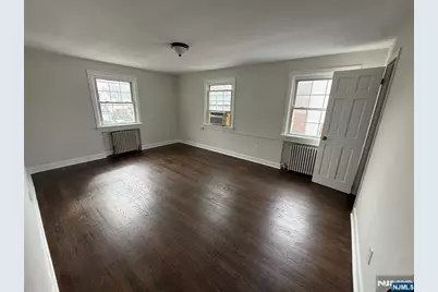 75 Elmwood Drive, Elmwood Park, NJ 07407 - Photo 16