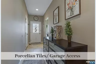 80 W Prospect Street, Waldwick, NJ 07463 - Photo 4