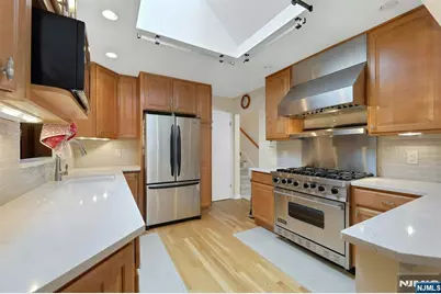 9 Lockwood Lane, Closter, NJ 07624 - Photo 6