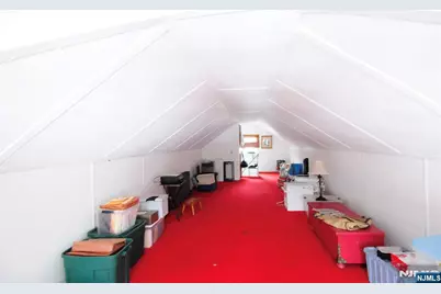 640 Stockton Street, New Milford, NJ 07646 - Photo 14