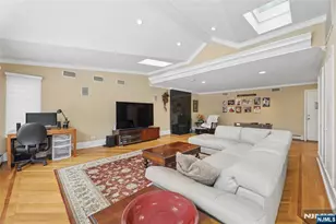 35 Farrington St, Closter, NJ 07624 - Photo 10