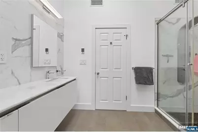 35 Farrington Street, Closter, NJ 07624 - Photo 32