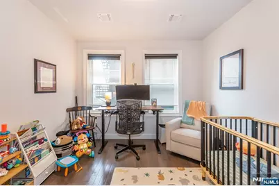 90 Clinton 206 #206, Newark, NJ 07114 - Photo 20