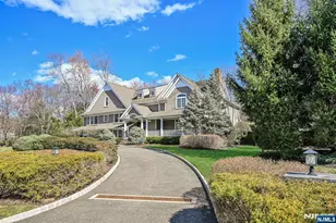 36 Clearwater Dr, Ho Ho Kus, NJ 07423 - Photo 2