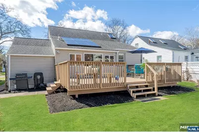 258 Ross Avenue, Hackensack, NJ 07601 - Photo 6