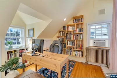 258 Ross Avenue, Hackensack, NJ 07601 - Photo 32