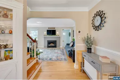 258 Ross Avenue, Hackensack, NJ 07601 - Photo 14