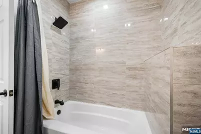 725 4th Street, Secaucus, NJ 07094 - Photo 16