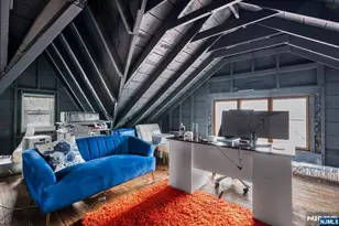 725 4th St, Secaucus, NJ 07094 - Photo 22