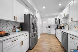 725 4th St, Secaucus, NJ 07094 - Photo 8