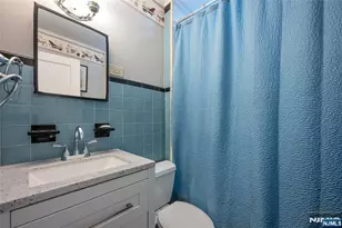 179 Prospect St, Hasbrouck Heights, NJ 07604 - Photo 12