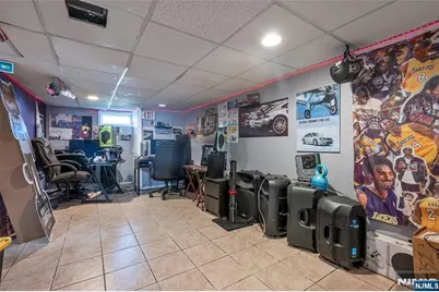 179 Prospect Street, Hasbrouck Heights, NJ 07604 - Photo 18