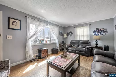 179 Prospect Street, Hasbrouck Heights, NJ 07604 - Photo 4