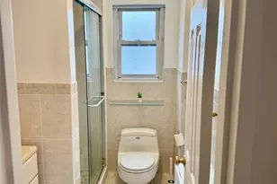 2205D Center Ave D, Fort Lee, NJ 07024 - Photo 8