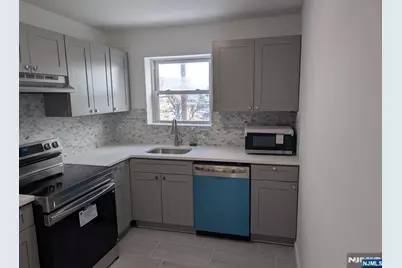 205 Bergen Turnpike 2E #2E, Ridgefield Park, NJ 07066 - Photo 8