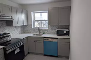 205 Bergen Turnpike 2E, Ridgefield Park, NJ 07066 - Photo 8