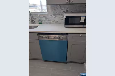 205 Bergen Turnpike 2E #2E, Ridgefield Park, NJ 07066 - Photo 4