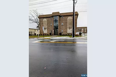205 Bergen Turnpike 2E #2E, Ridgefield Park, NJ 07066 - Photo 1