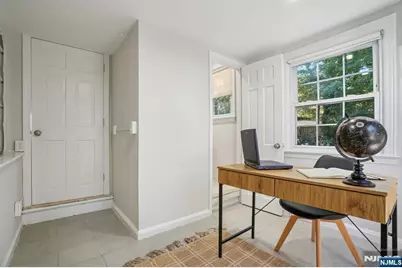 12 Meadowbrook Road, Millburn, NJ 07078 - Photo 18