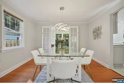 12 Meadowbrook Road, Millburn, NJ 07078 - Photo 8