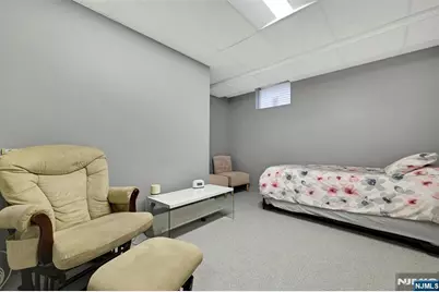 288 Schley Place, Teaneck Township, NJ 07666 - Photo 20