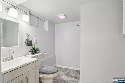 84 Richmond Street, Lodi, NJ 07644 - Photo 16