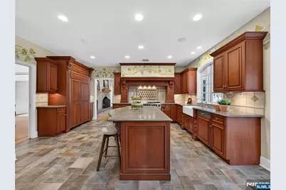 70 Hummingbird Court, Wyckoff Township, NJ 07481 - Photo 16