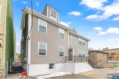 99 Van Winkle Avenue 2 #2, Clifton, NJ 07011 - Photo 2