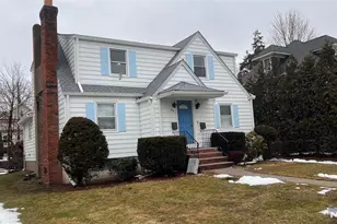 86 N Walnut St, Ridgewood, NJ 07450 - Photo 2