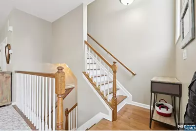273 Roslyn Court 273 #273, West New York, NJ 07093 - Photo 16
