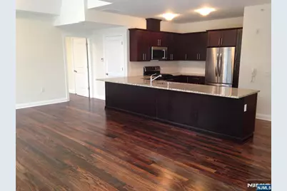 40 Russell Avenue 201 #201, Old Tappan, NJ 07675 - Photo 2