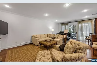 122 Brewster Road, Wyckoff Township, NJ 07481 - Photo 20