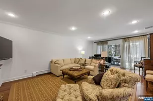 122 Brewster Rd, Wyckoff Township, NJ 07481 - Photo 20