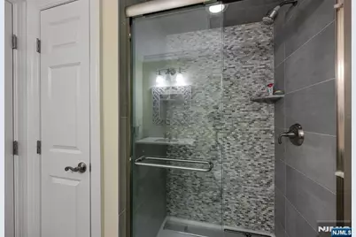 122 Brewster Road, Wyckoff Township, NJ 07481 - Photo 38