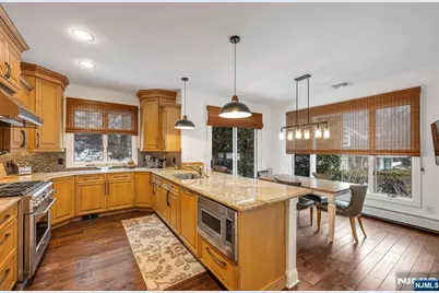 122 Brewster Road, Wyckoff Township, NJ 07481 - Photo 14