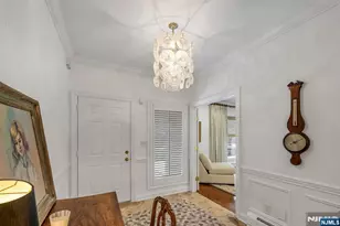 122 Brewster Rd, Wyckoff Township, NJ 07481 - Photo 4