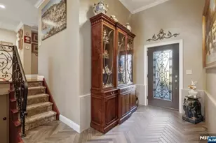 7 Bailey Ave 1, Bloomingdale, NJ 07403 - Photo 4