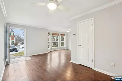 1294 Hibiscus Court, Mahwah, NJ 07430 - Photo 4