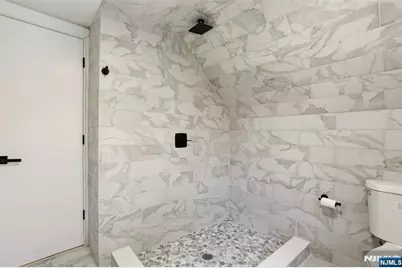 403 Lawnridge Road, Orange, NJ 07050 - Photo 36