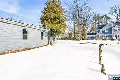 403 Lawnridge Road, Orange, NJ 07050 - Photo 42