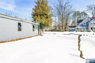 403 Lawn Ridge Rd, Orange, NJ 07050 - Photo 42